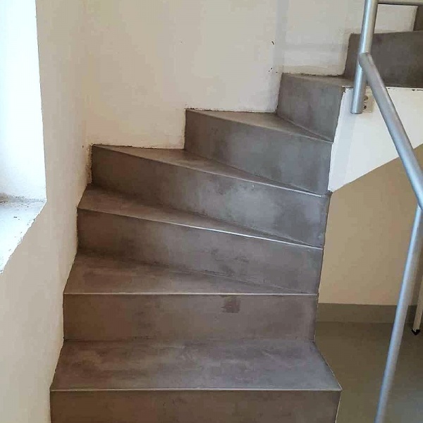 Fotogalerie - Best fotky - Rekonstrukce starého schodiště cementem
