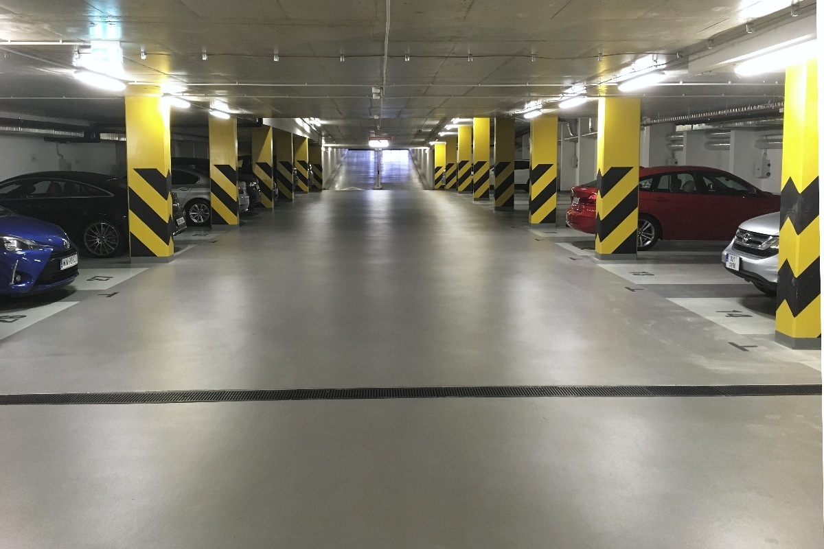 Nové podlahy v garážích