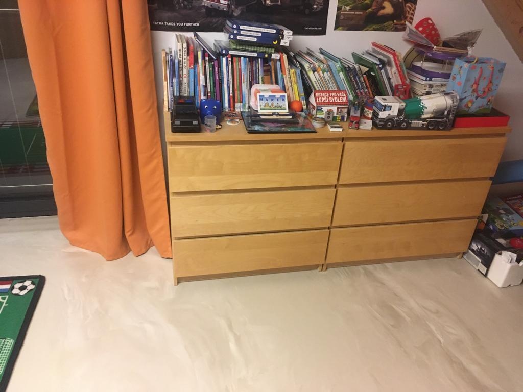 Podlahové stěrky v bytech