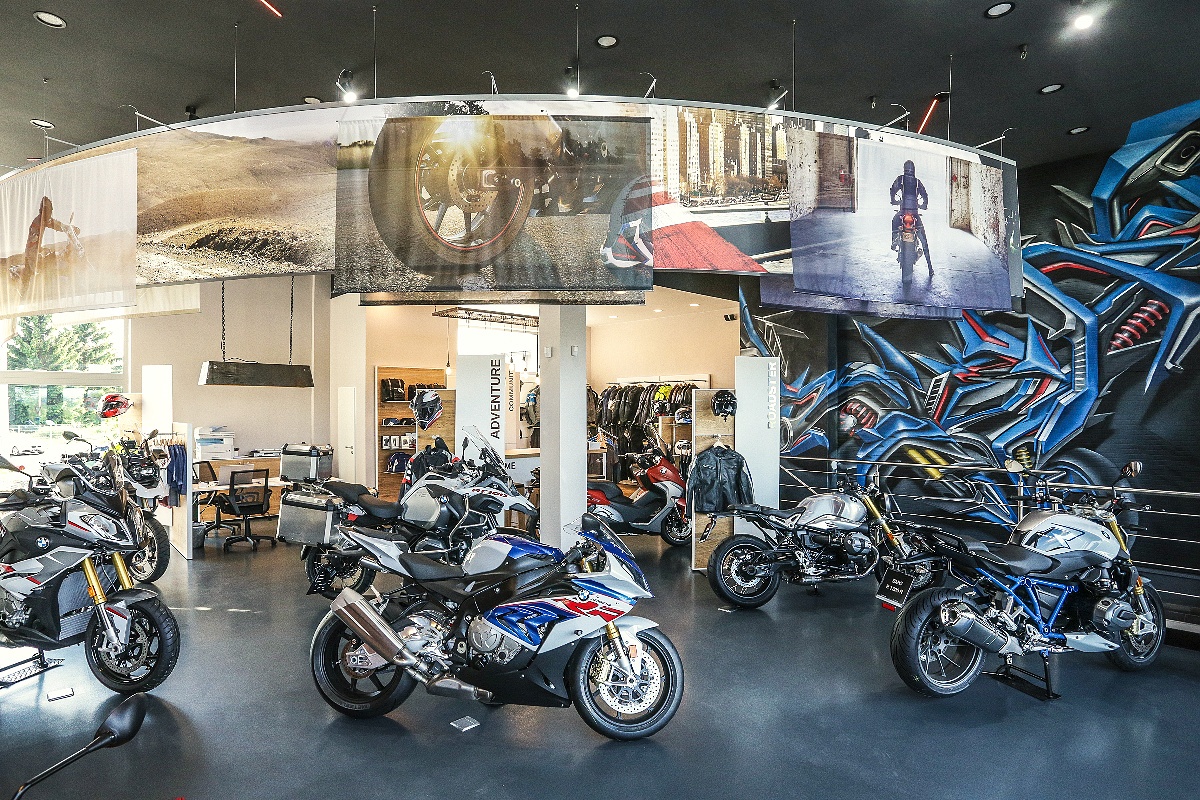 Podlahy a podlahové stěrky v komerčních prostorech