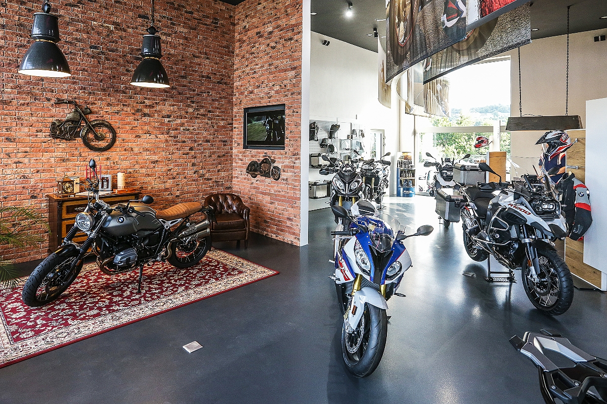 Podlahy a podlahové stěrky v komerčních prostorech