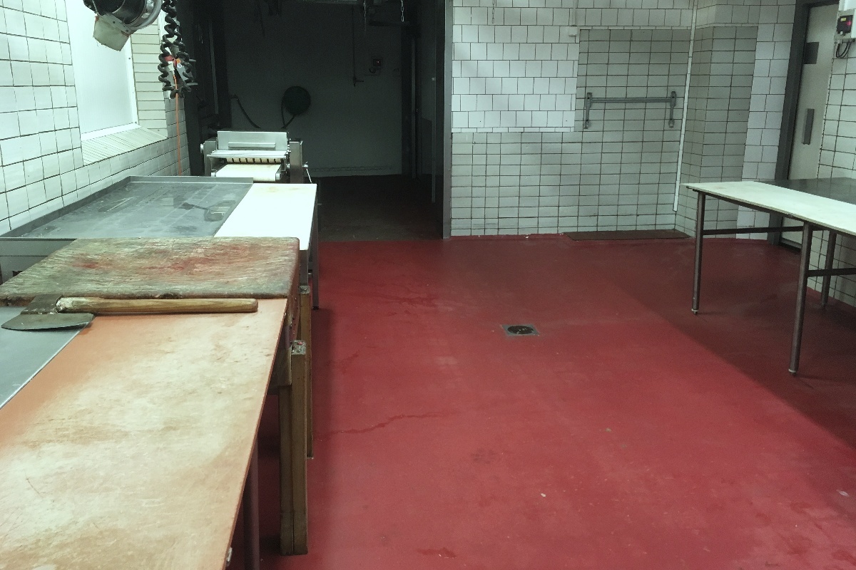 Podlahy a podlahové stěrky v komerčních prostorech